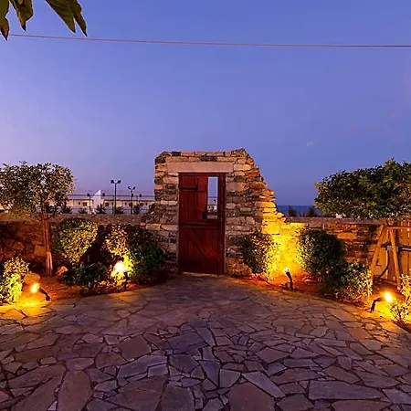 Okirroi And Apts Hotel 3*