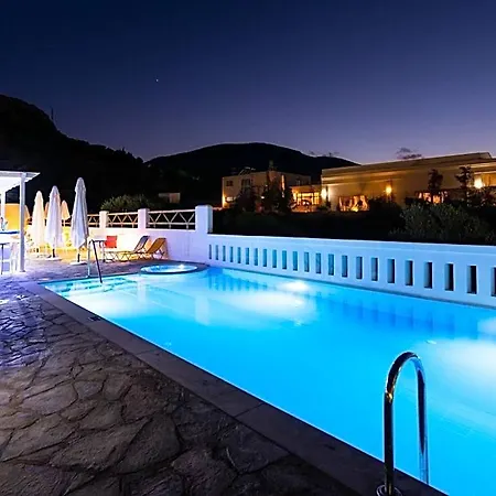Hotel Okirroi And Apts 3*