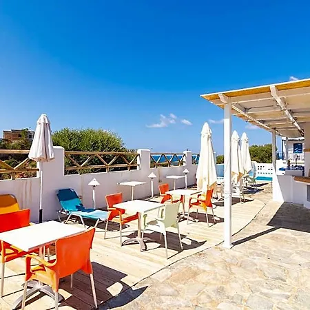 Hotel Okirroi And Apts Hersonissos (Crete)